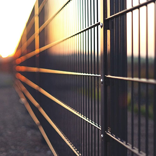 FENCING DESIGNS